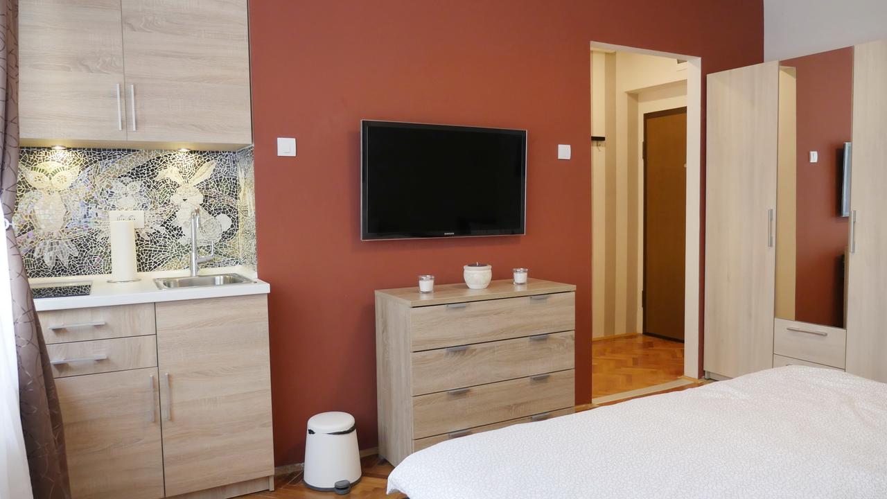 Apartman Mia Belgrado Esterno foto